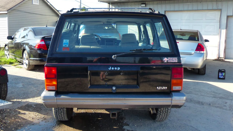 Illustration for article titled I Went Through Hell to Buy This 1991 Jeep Cherokee But Now I Have My Dream Car